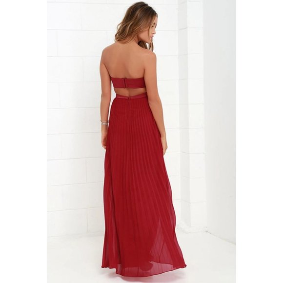 Lulu's Moment in Time Red Strapless Sweetheart Neck Accordion Maxi Dress Sz L - Picture 2 of 11